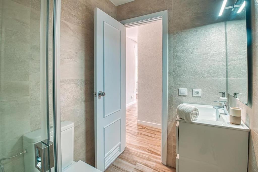 Apartamento New Folch Sevilla B Kültér fotó